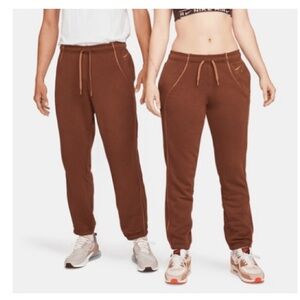 🦉Nike Women’s Mid-Rise Fleece Joggers